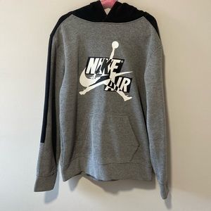 Nike Air Jordan Hoodie/Sweater Large (12-13 year olds)